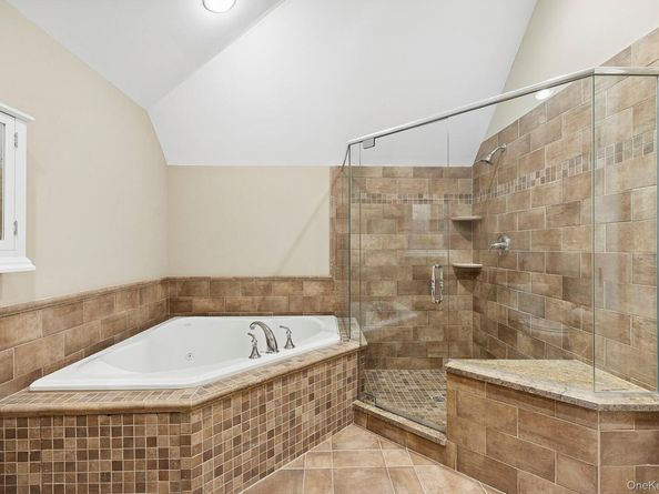 144 Round Swamp Road, Melville NY 11747