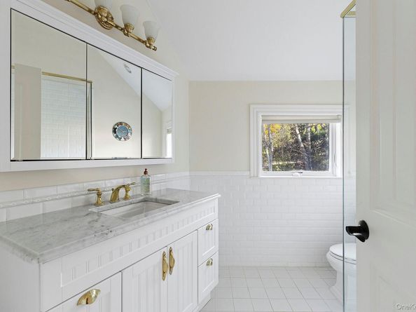 144 Round Swamp Road, West Hills NY 11743