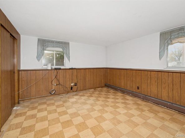 33 Grove Street, Hicksville NY 11801