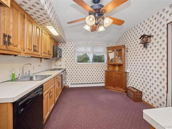 33 Grove Street, Hicksville NY 11801