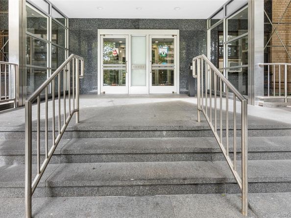 3 Fordham Hill Oval 1G, Bronx NY 10468