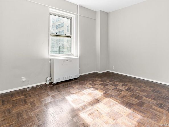 3 Fordham Hill Oval 1G, Bronx NY 10468