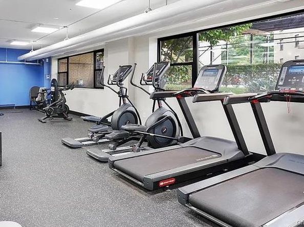 3 Fordham Hill Oval 1G, Bronx NY 10468