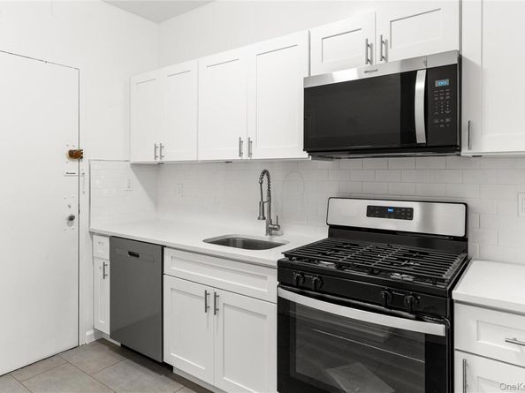 3 Fordham Hill Oval 1G, Bronx NY 10468