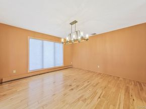 10 Cori Lane, Bohemia NY 11716