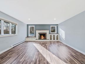 10 Cori Lane, Bohemia NY 11716