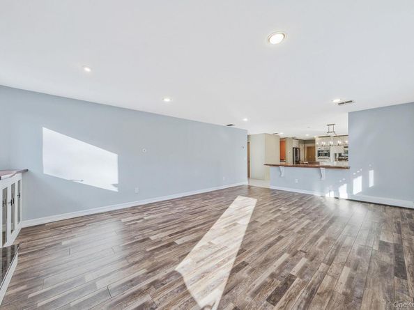 10 Cori Lane, Bohemia NY 11716