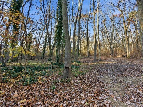 2011 Orinoco Drive, West Islip NY 11795