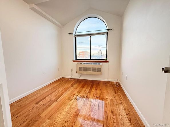 112-26 38th Avenue 4B, Corona NY 11368