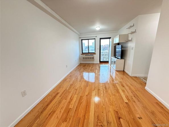 112-26 38th Avenue 4B, Corona NY 11368