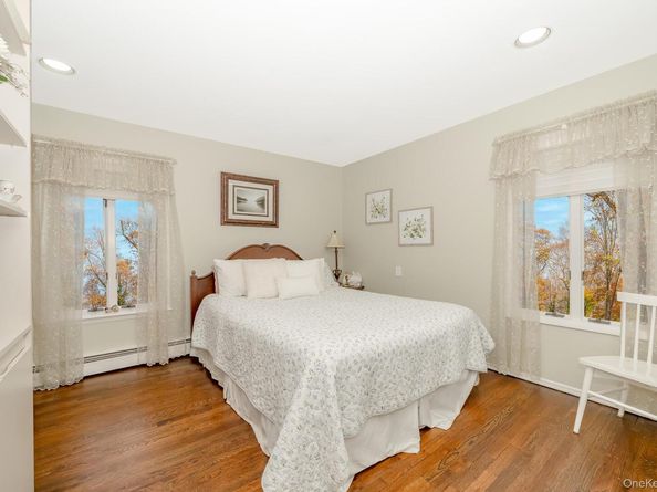 17 Thide Court, Smithtown NY 11787