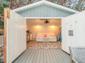 17 Thide Court, Smithtown NY 11787