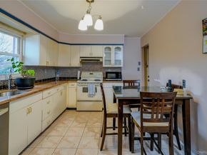 8 Lucille Drive, Syosset NY 11791