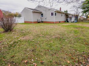 8 Lucille Drive, Syosset NY 11791