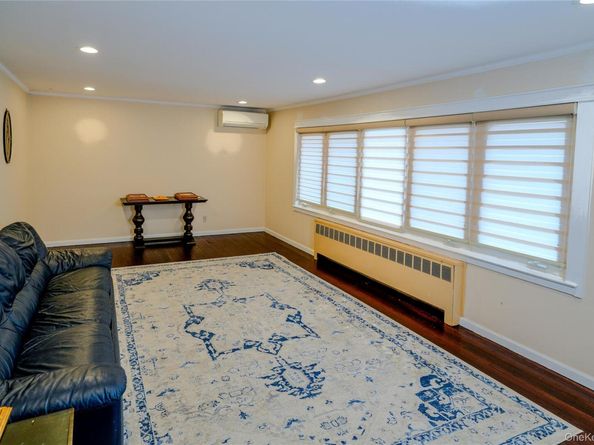 8 Lucille Drive, Syosset NY 11791