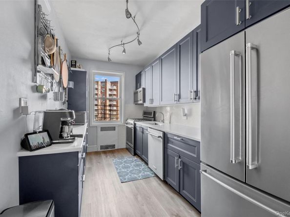 110-31 73rd Road 4B, Forest Hills NY 11375