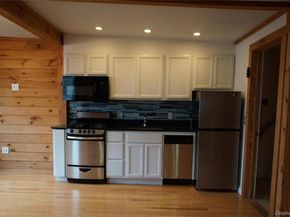 12 E Tiana Road 6, Hampton Bays NY 11946