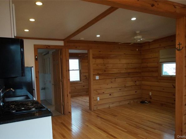 12 E Tiana Road 6, Hampton Bays NY 11946