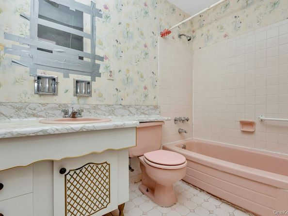 214-14 23rd Avenue, Bayside NY 11360