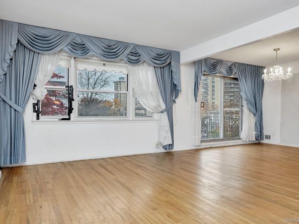 214-14 23rd Avenue, Bayside NY 11360