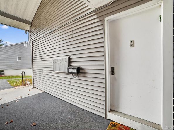 175 B Long Hill Drive, Yorktown Heights NY 10598