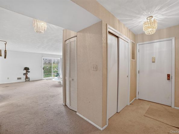 175 B Long Hill Drive, Yorktown Heights NY 10598