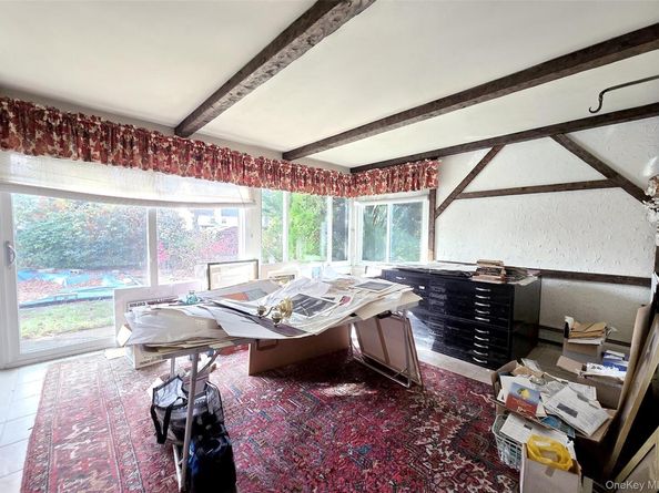 48 Glenmere Lane, Coram NY 11727