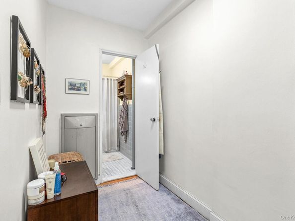 609 Palmer Road 4C, Yonkers NY 10701