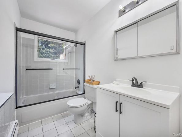 46 -4 Oak Street A, Centereach NY 11720