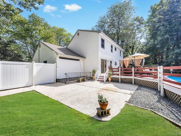 46 -4 Oak Street A, Centereach NY 11720