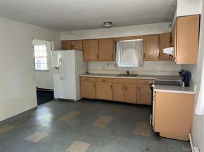 96 Norfleet Lane, Coram NY 11727