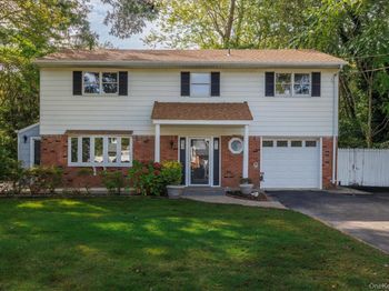 62 Julbet Drive