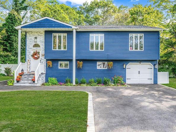 240 Babylon Street, Islip Terrace NY 11752