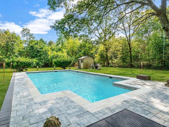 240 Babylon Street, Islip Terrace NY 11752