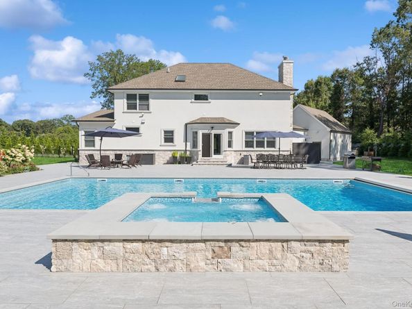 260 Clay Pitts Road, East Northport NY 11731