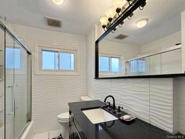 245 Dartmouth Drive, Hicksville NY 11801