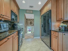 35 Manta Court, Oakdale NY 11769