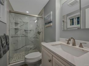 35 Manta Court, Oakdale NY 11769