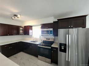 2711 Dewitt Place, Bronx NY 10469