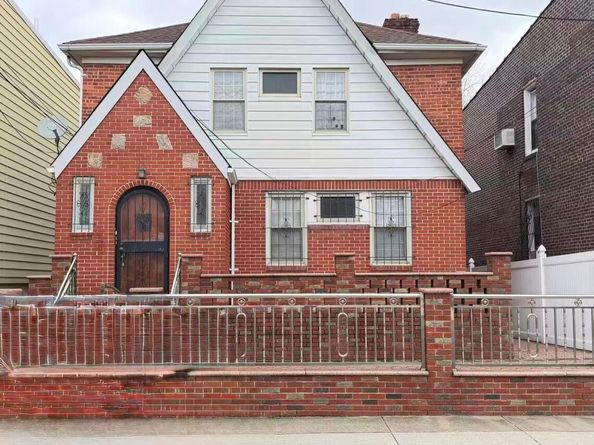 52-57 84th Street, Elmhurst NY 11373