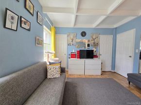 147-15 Village 31 GD, Briarwood NY 11435