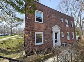 147-15 Village 31 GD, Briarwood NY 11435