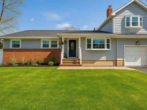 24 Rellim Drive, Glen Cove NY 11542