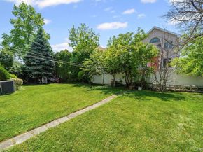 16015 13th Avenue, Whitestone NY 11357