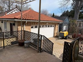 16015 13th Avenue, Whitestone NY 11357