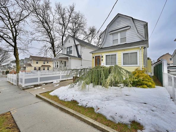 88-48 213th Street, Queens Village NY 11427