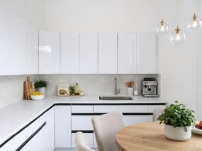 11525 Metropolitan Avenue 233, Kew Gardens NY 11418