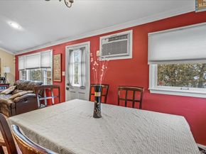 17 Whitehall Lane, New Hyde Park NY 11040