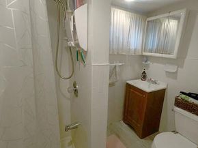 9030 Vanderveer Street, Queens Village NY 11428