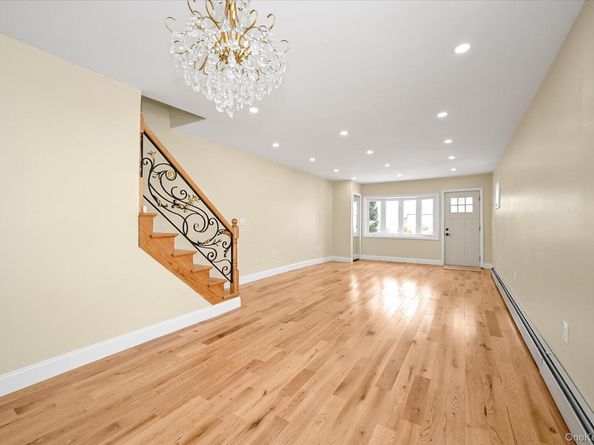 5216 M Avenue, Brooklyn NY 11234